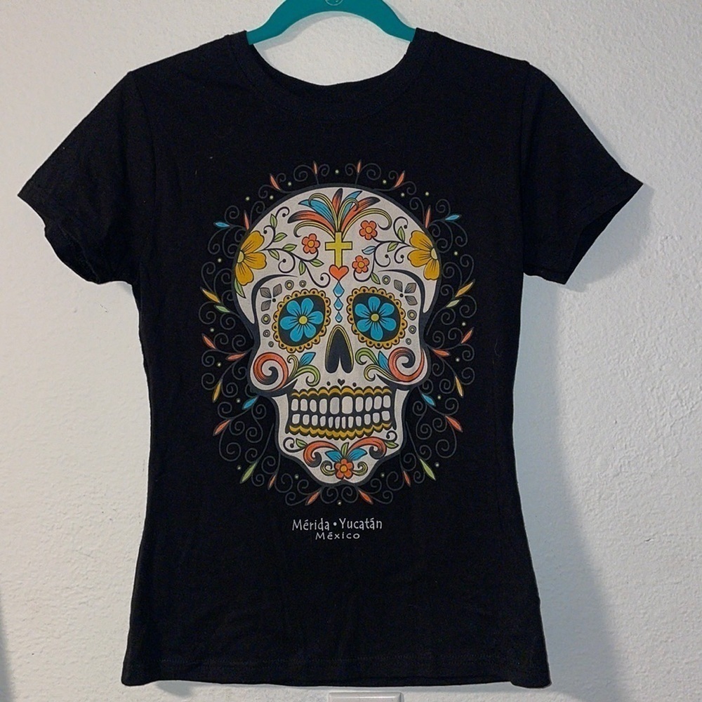 Pictorika Merida Yucatan Mexico Dia De Los Muertos Short Sleeve T Shirt